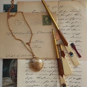 Meet your Posher, Emma